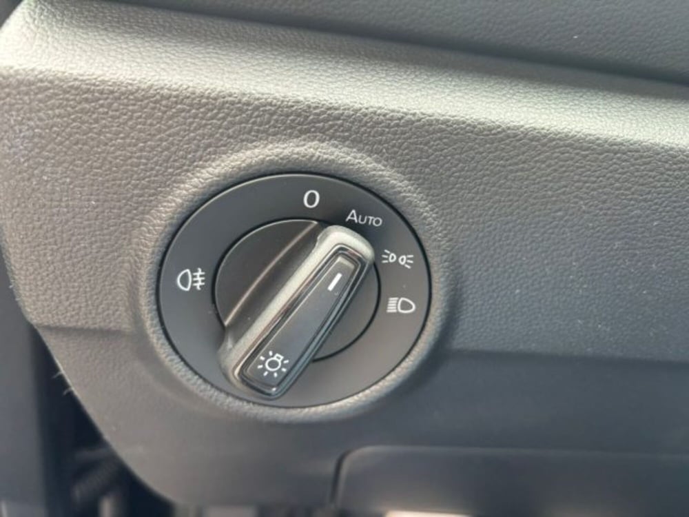 Volkswagen T-Roc nuova a Brescia (15)