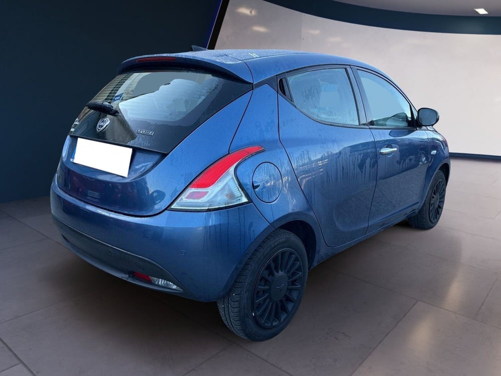 Lancia Ypsilon usata a Torino (4)