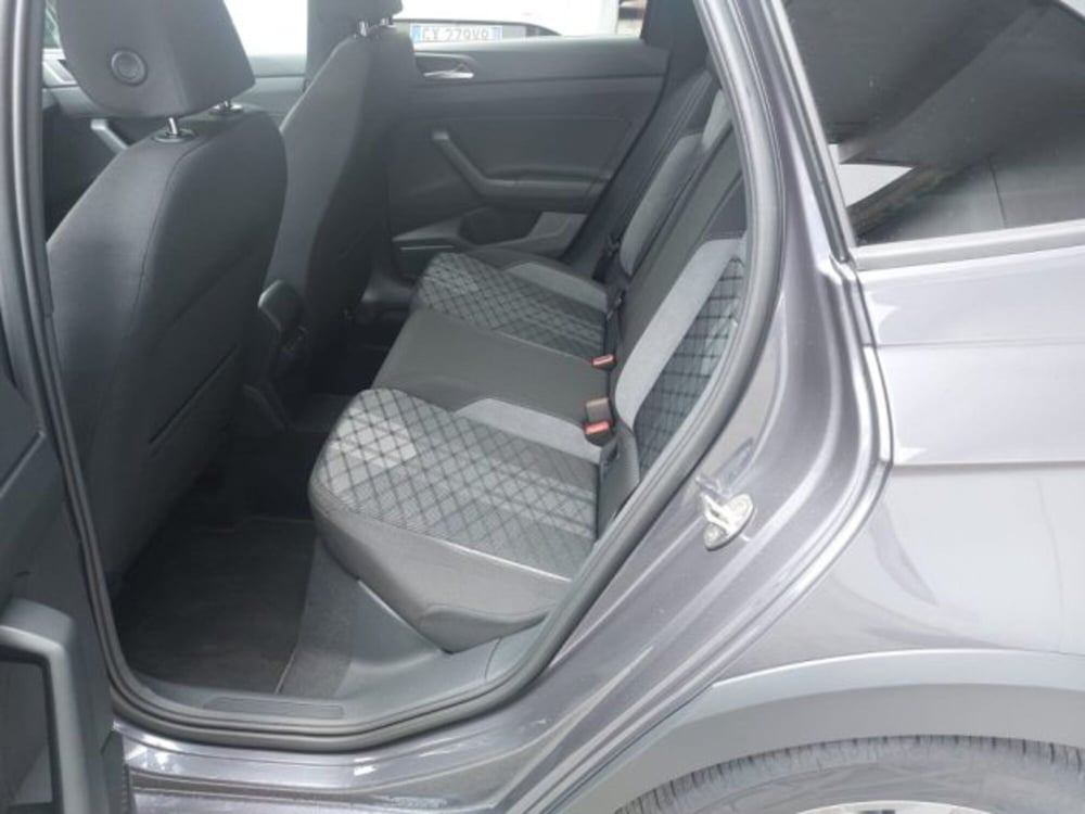 Volkswagen Taigo nuova a Brescia (12)