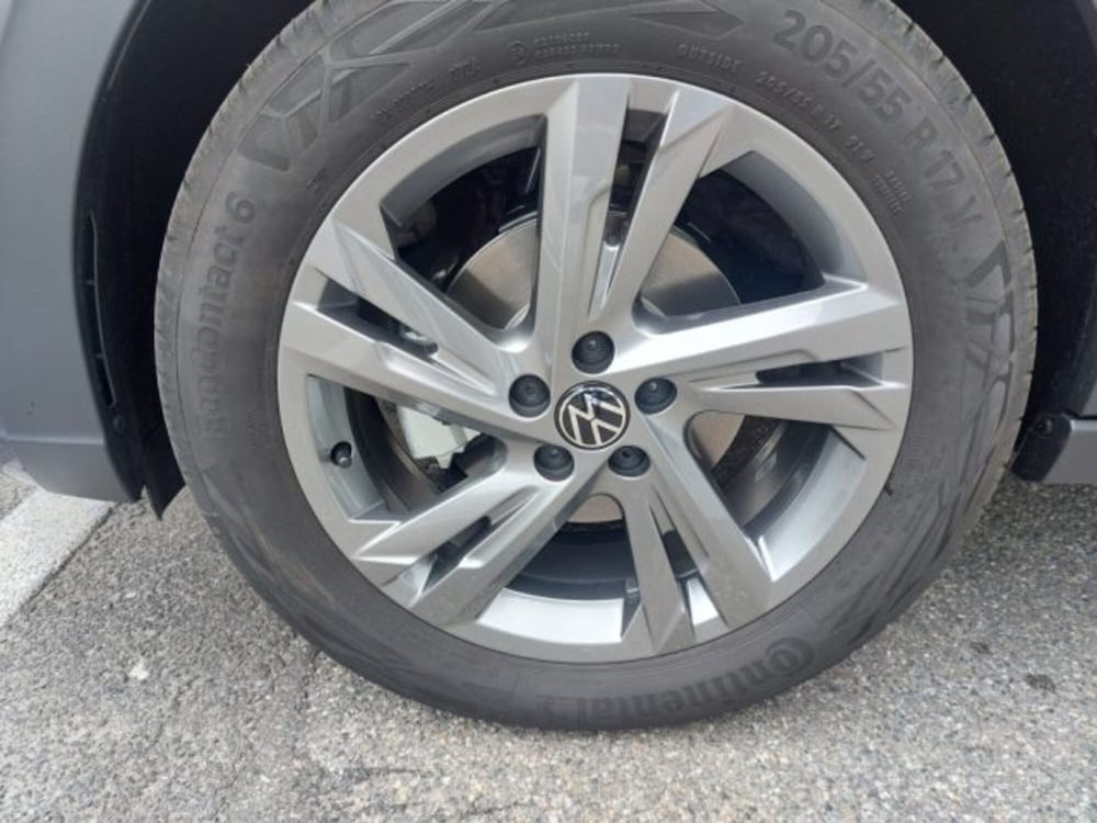 Volkswagen Taigo nuova a Brescia (14)