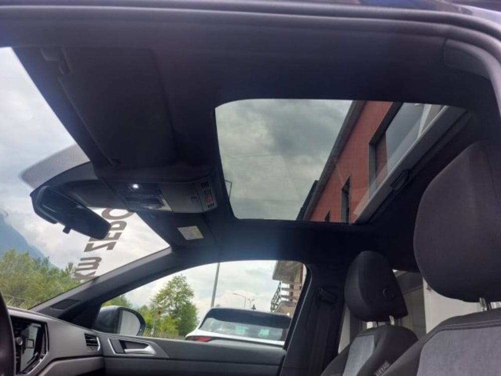 Volkswagen Taigo nuova a Brescia (4)