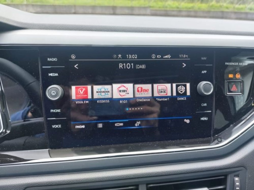 Volkswagen Taigo nuova a Brescia (7)
