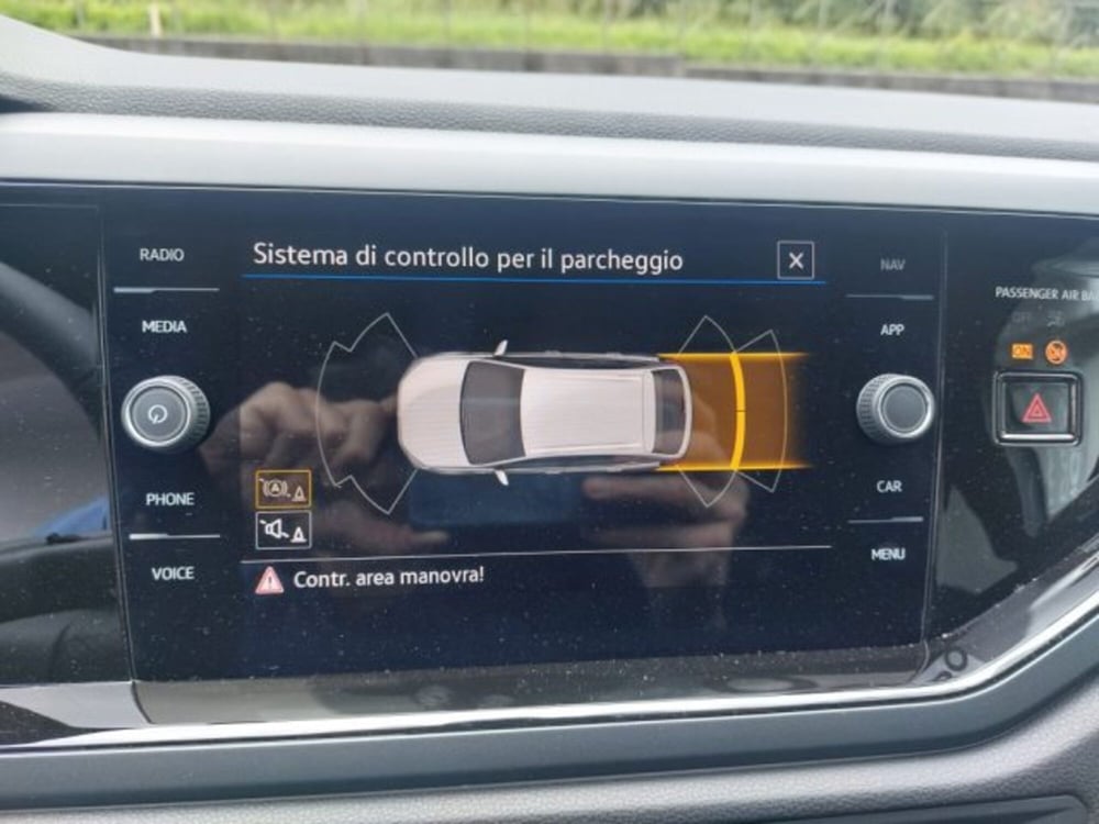 Volkswagen Taigo nuova a Brescia (9)