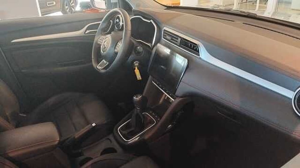 Mg ZS usata a Milano (16)