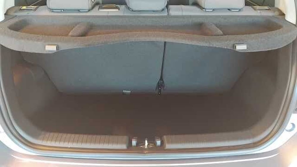 Hyundai i10 nuova a Milano (11)