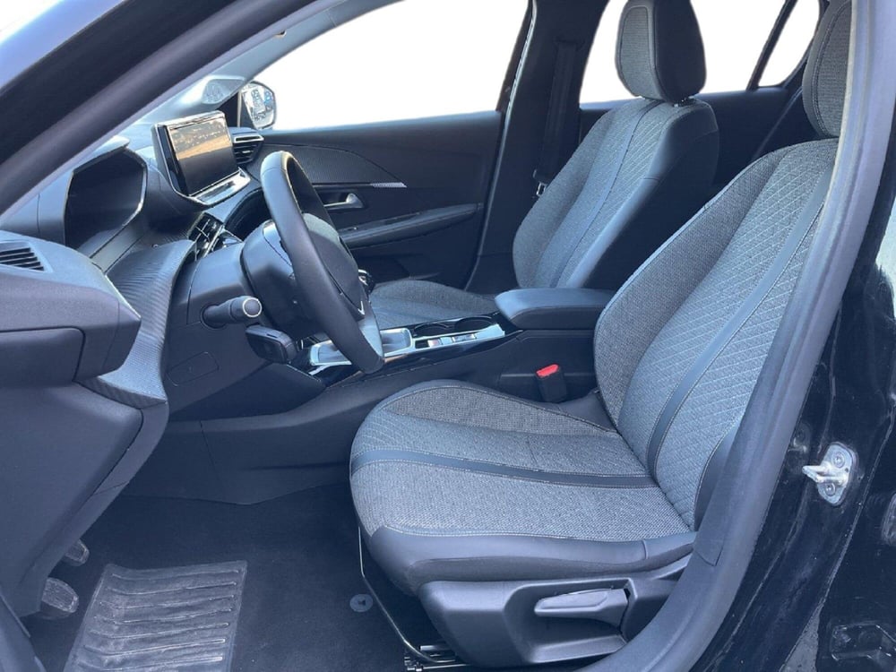 Peugeot 208 usata a Torino (10)