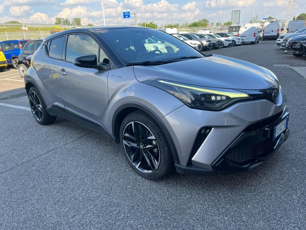 Toyota Toyota C-HR usata a Milano (3)