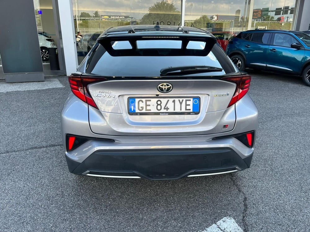 Toyota Toyota C-HR usata a Milano (8)