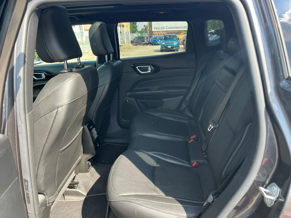 Jeep Compass usata a Milano (14)