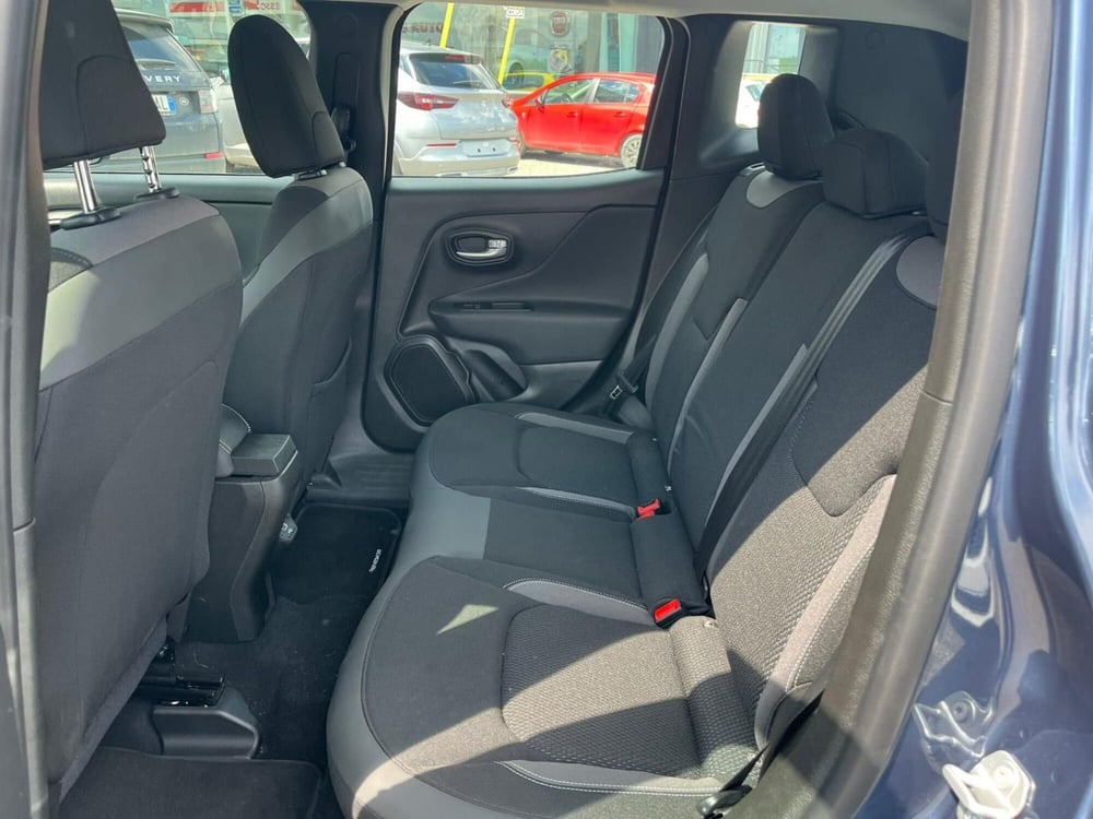 Jeep Renegade usata a Milano (13)