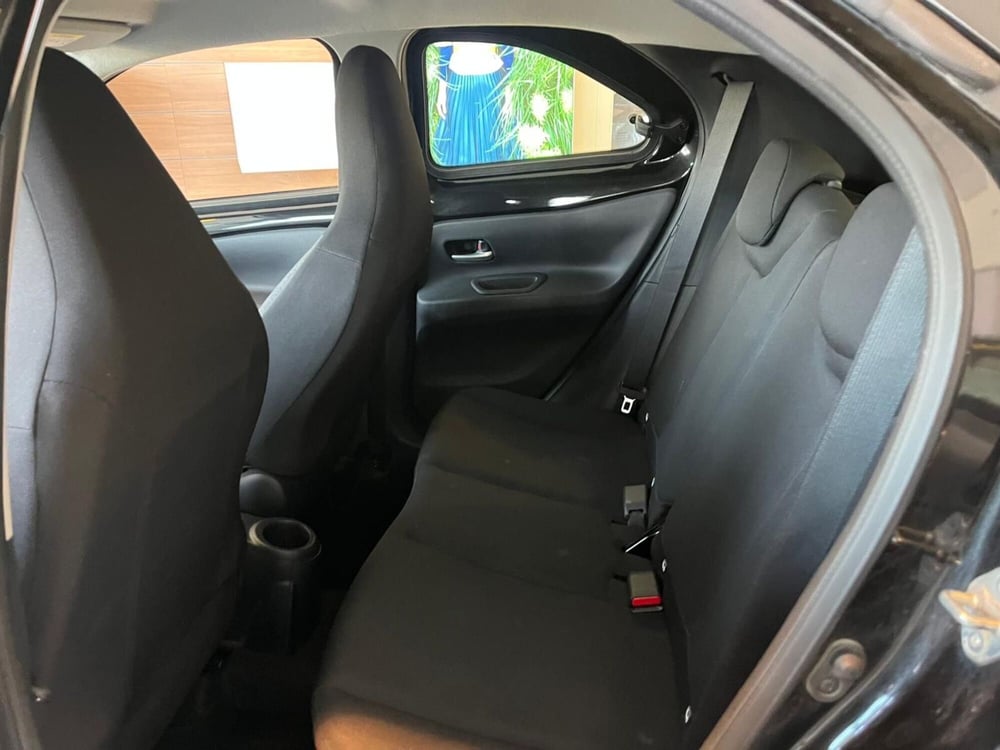 Toyota Aygo X usata a Milano (13)