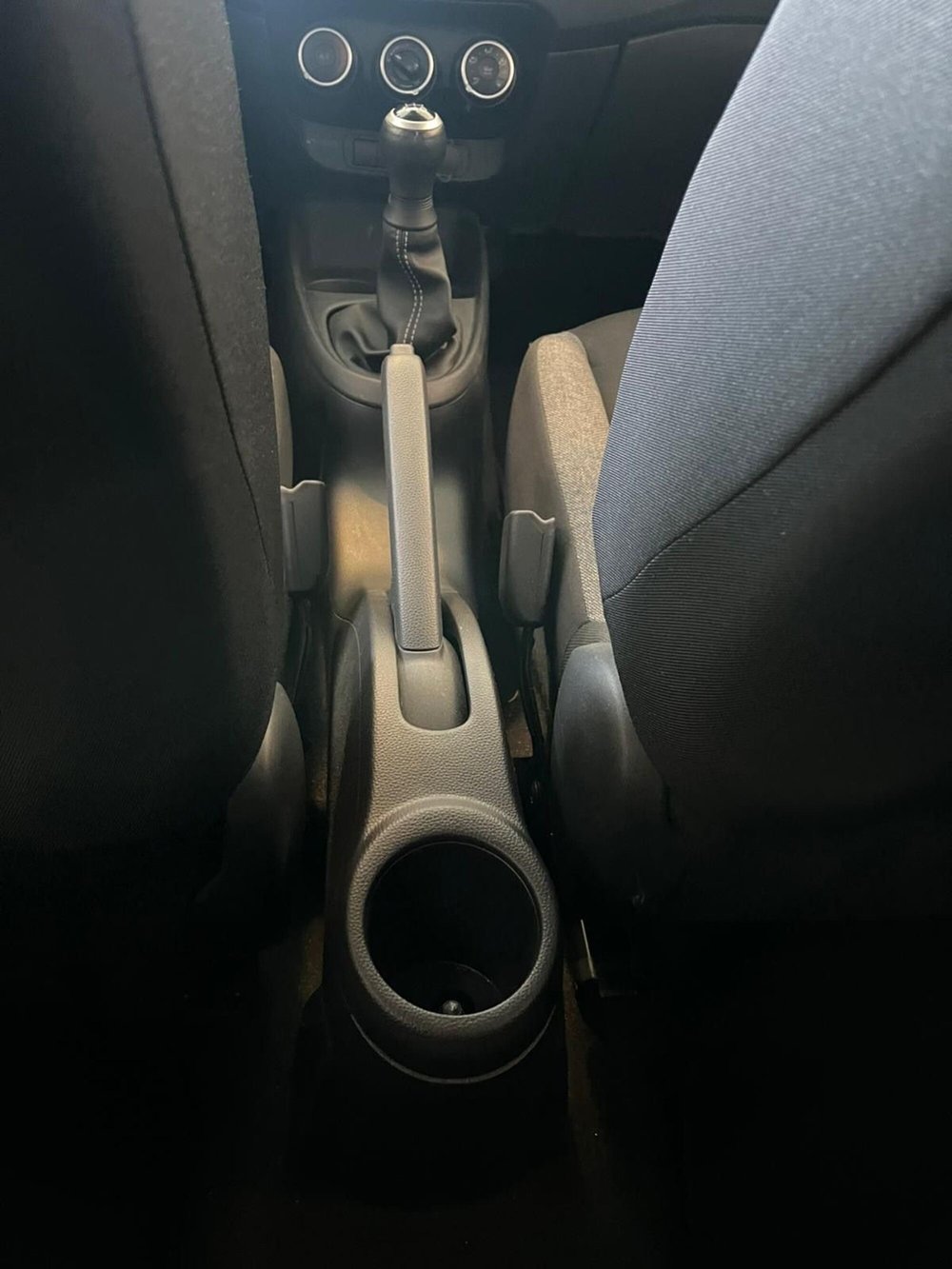 Toyota Aygo X usata a Milano (18)