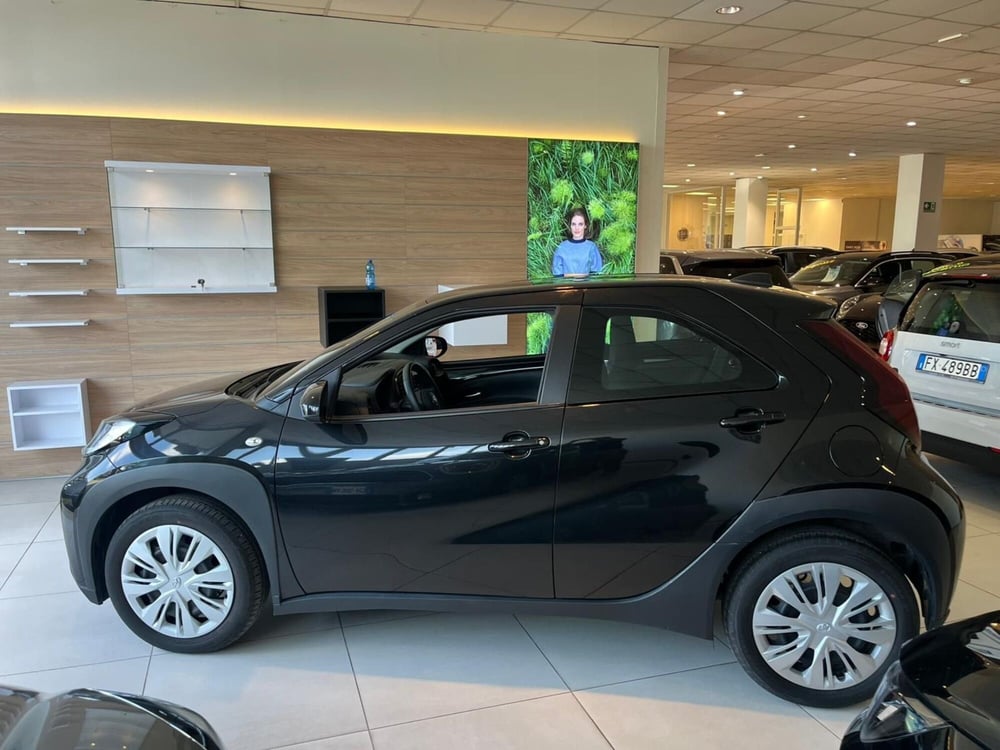 Toyota Aygo X usata a Milano (4)