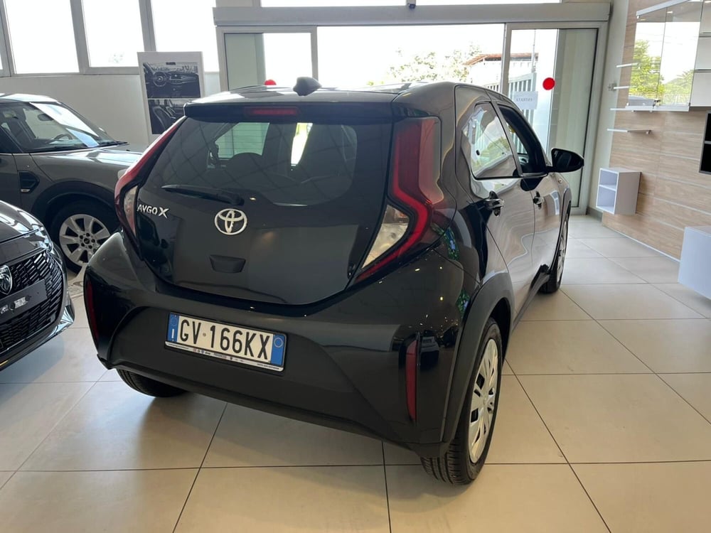 Toyota Aygo X usata a Milano (8)