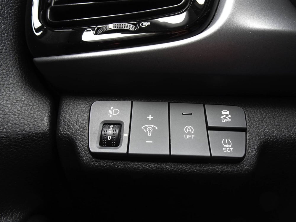 Kia Rio usata a Treviso (17)
