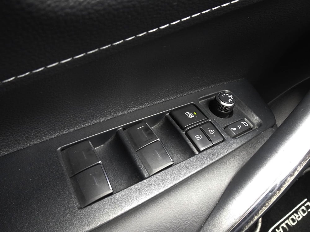 Toyota Corolla Touring Sports usata a Treviso (16)