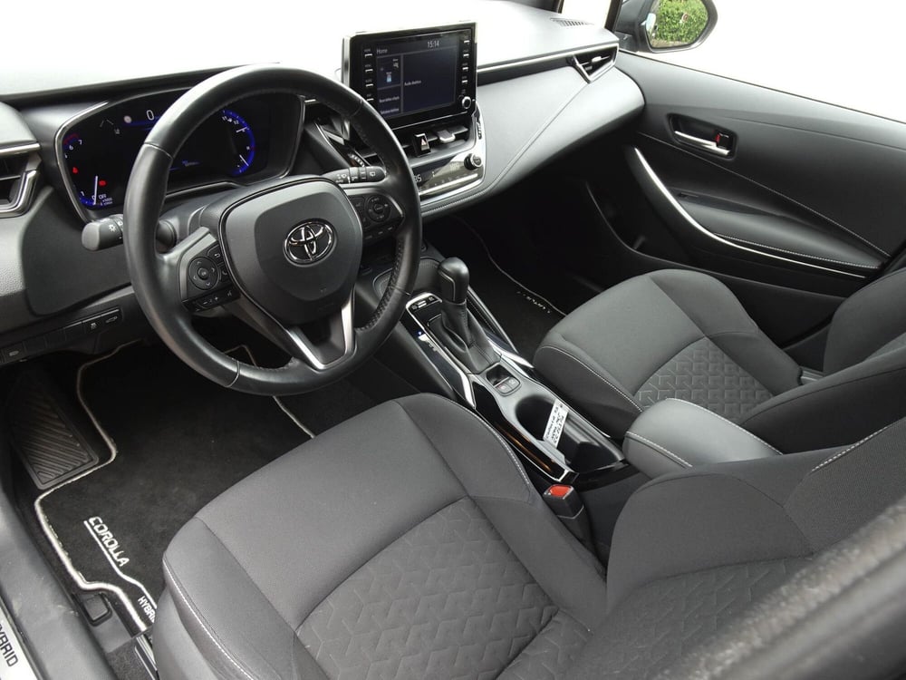 Toyota Corolla Touring Sports usata a Treviso (9)