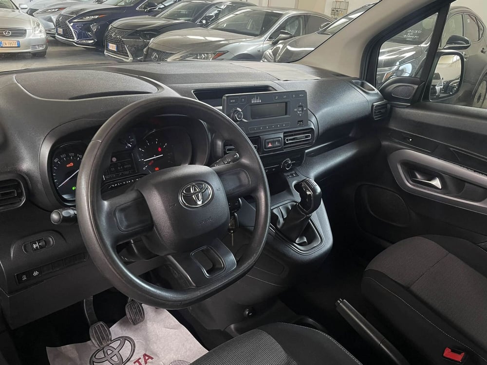 Toyota Proace City Verso usata a Treviso (9)