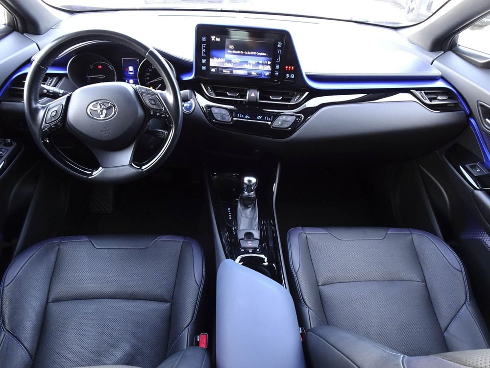 Toyota Toyota C-HR usata a Treviso (15)