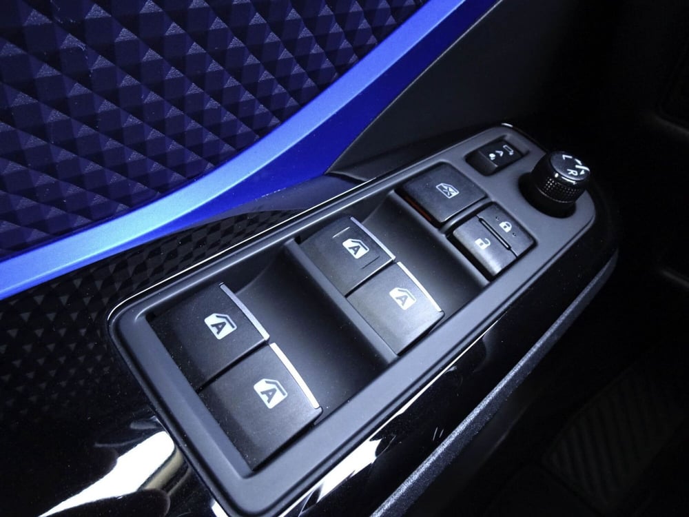 Toyota Toyota C-HR usata a Treviso (18)