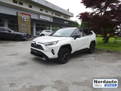Toyota Rav4 HV (218CV) E-CVT 2WD Style del 2020 usata a Montebelluna