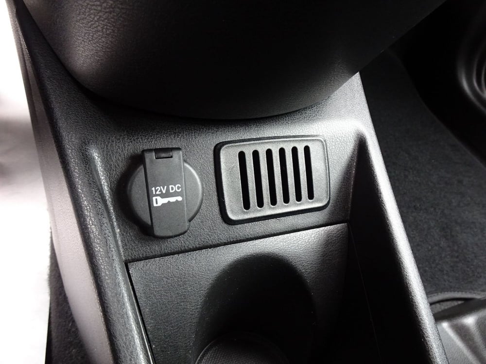 Lancia Ypsilon usata a Treviso (17)