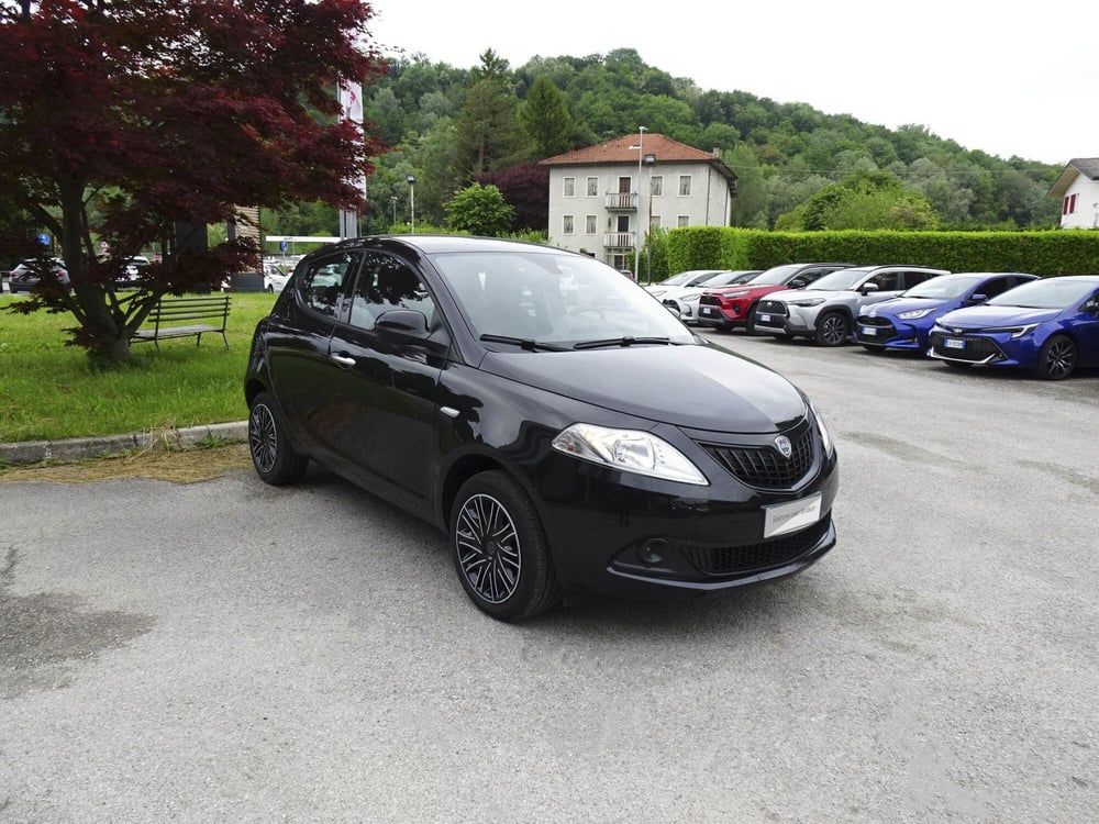 Lancia Ypsilon usata a Treviso (3)