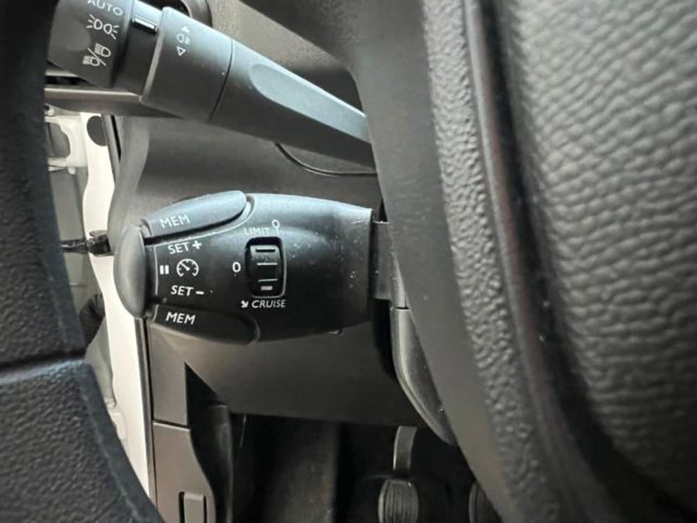 Peugeot Rifter usata a Modena (12)