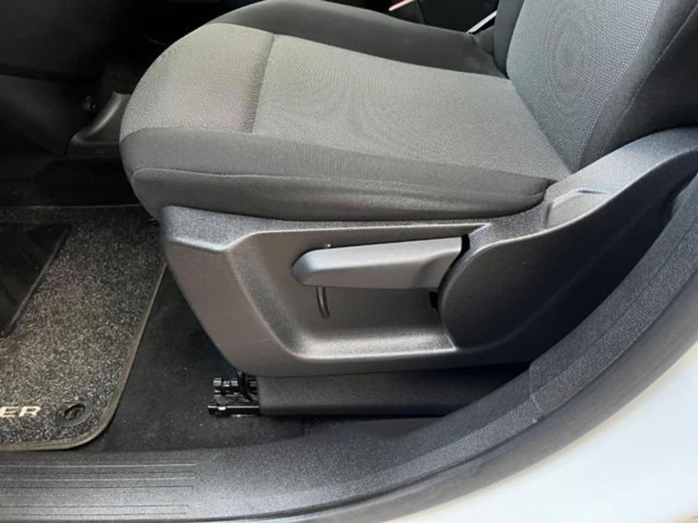 Peugeot Rifter usata a Modena (13)