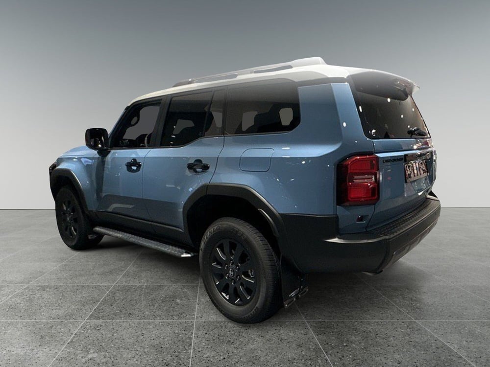 Toyota Land Cruiser nuova a Catania (4)