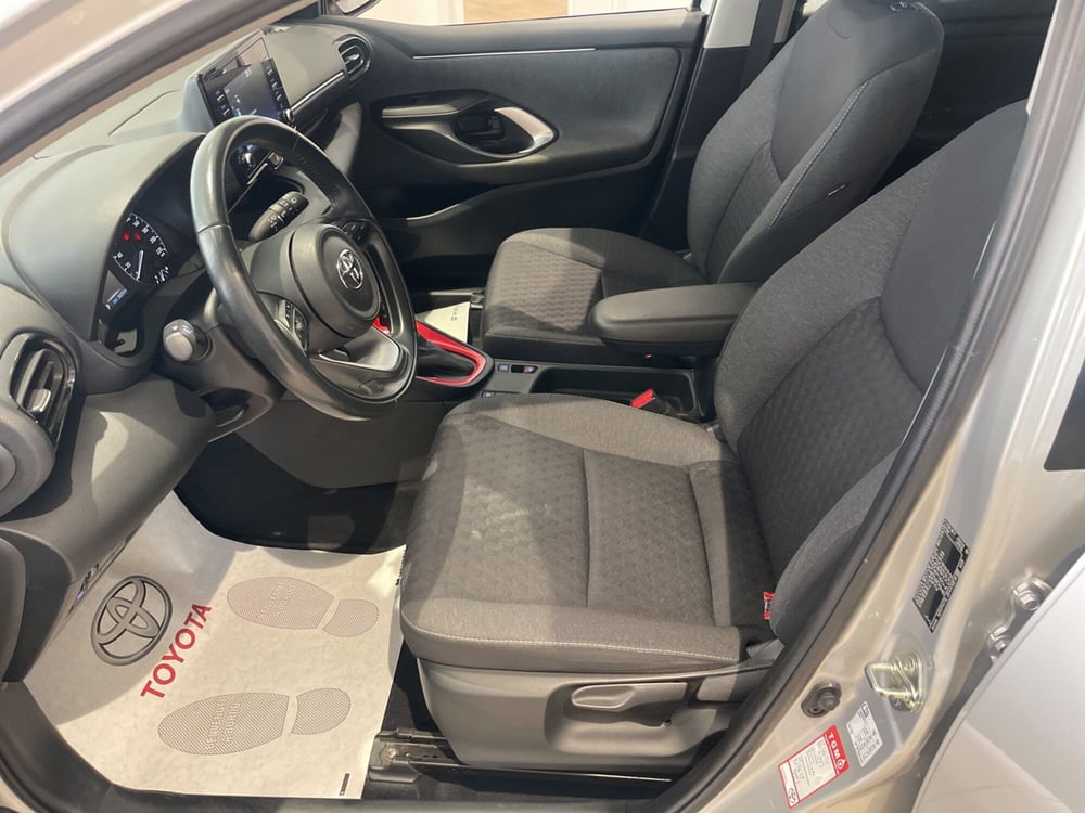 Toyota Yaris usata a Catania (8)