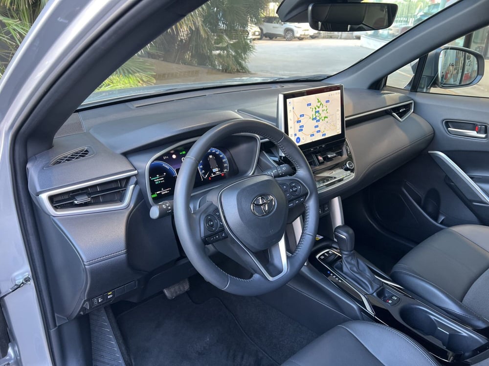 Toyota Corolla Cross Hybrid usata a Nuoro (18)