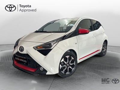 Toyota Aygo Connect 1.0 VVT-i 72 CV 5 porte x-play del 2019 usata a Viterbo