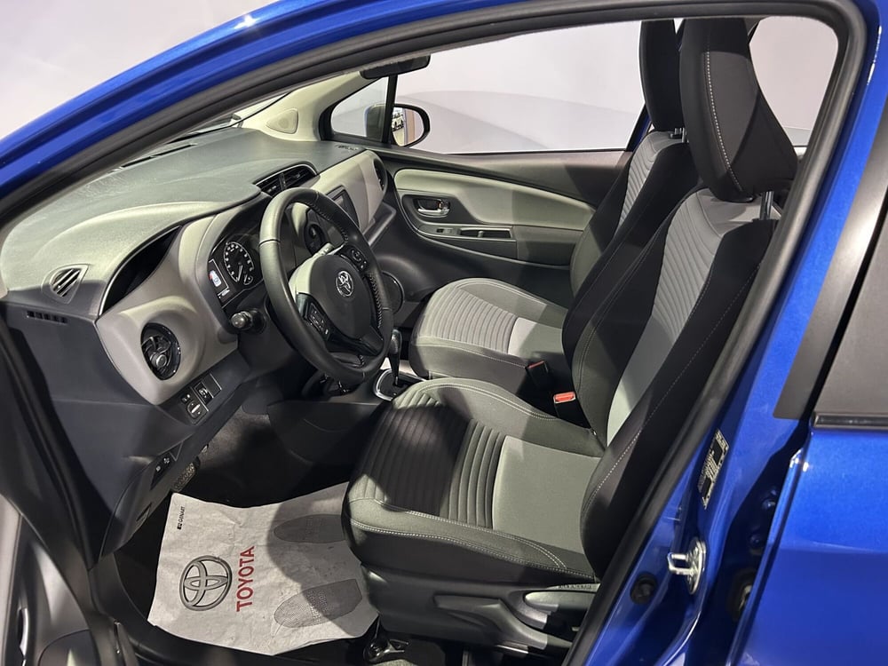 Toyota Yaris usata a Milano (11)