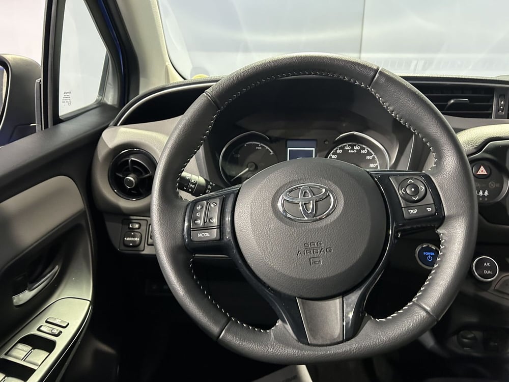 Toyota Yaris usata a Milano (9)