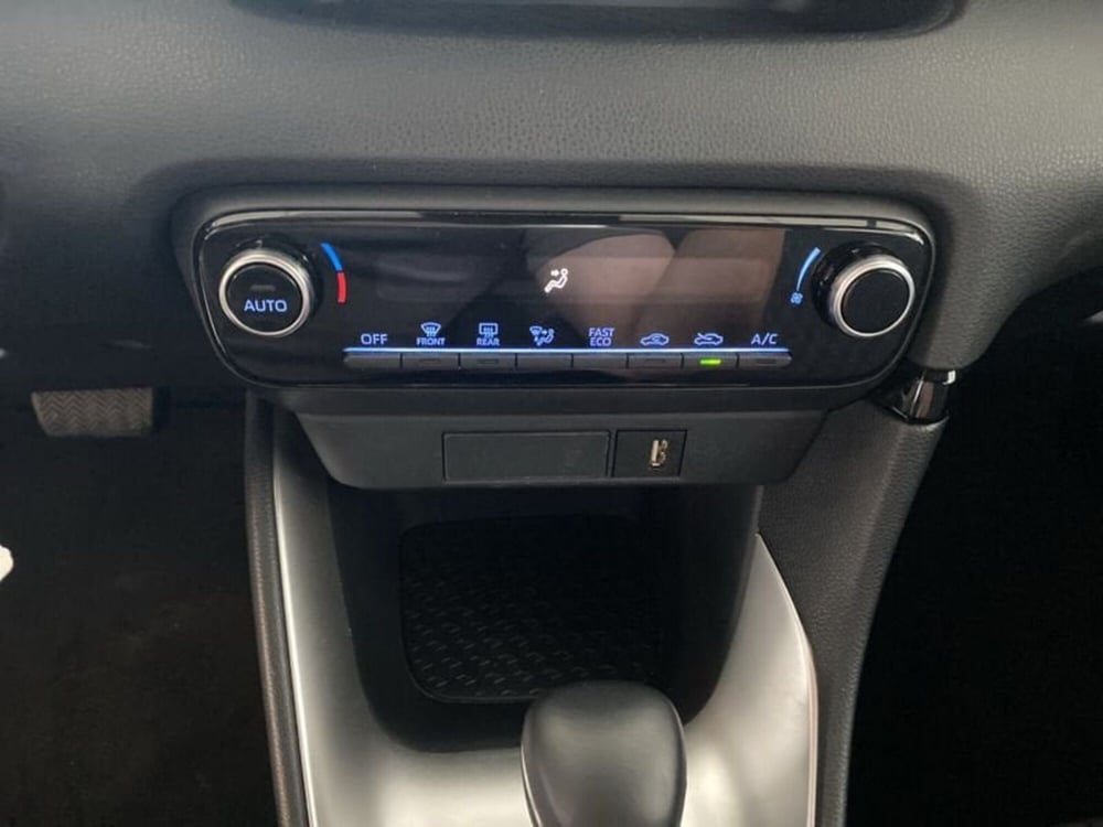 Toyota Yaris usata a Vicenza (16)