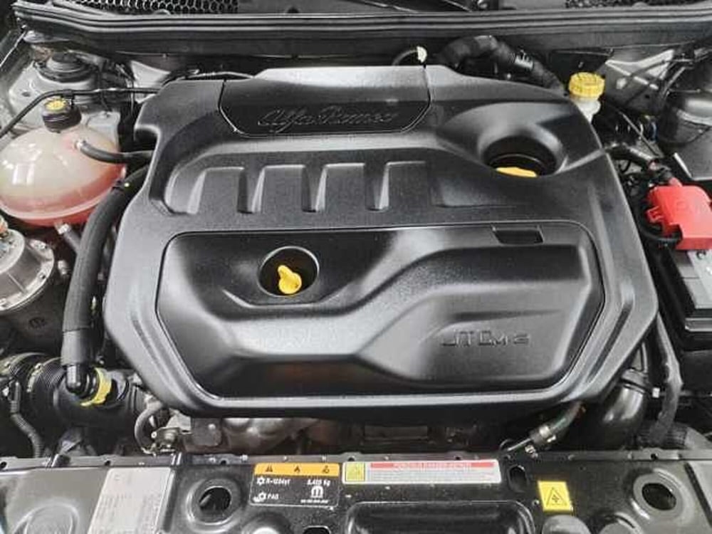Alfa Romeo Giulietta usata a Lecce (17)