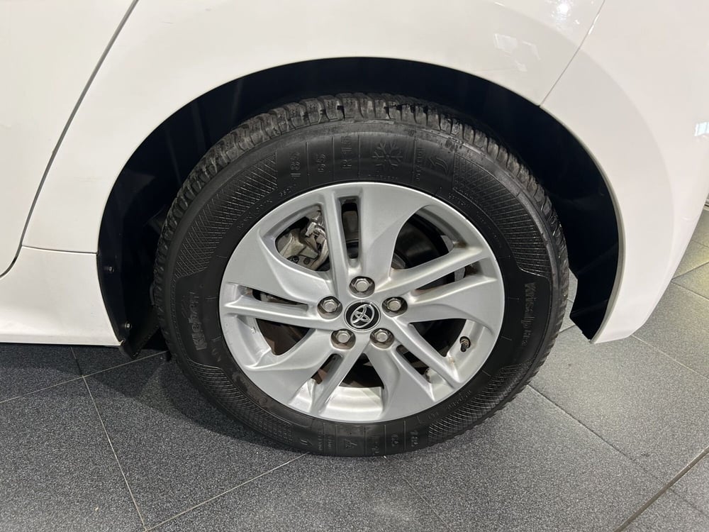 Toyota Yaris usata a Milano (15)