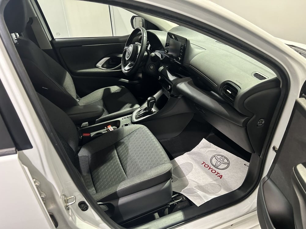 Toyota Yaris usata a Milano (7)