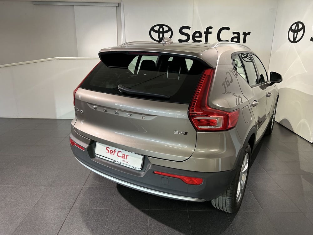 Volvo XC40 usata a Milano (5)