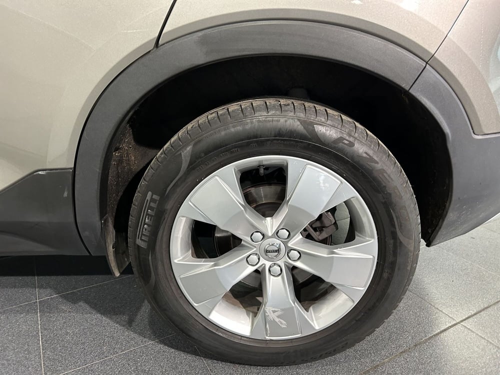Volvo XC40 usata a Milano (6)