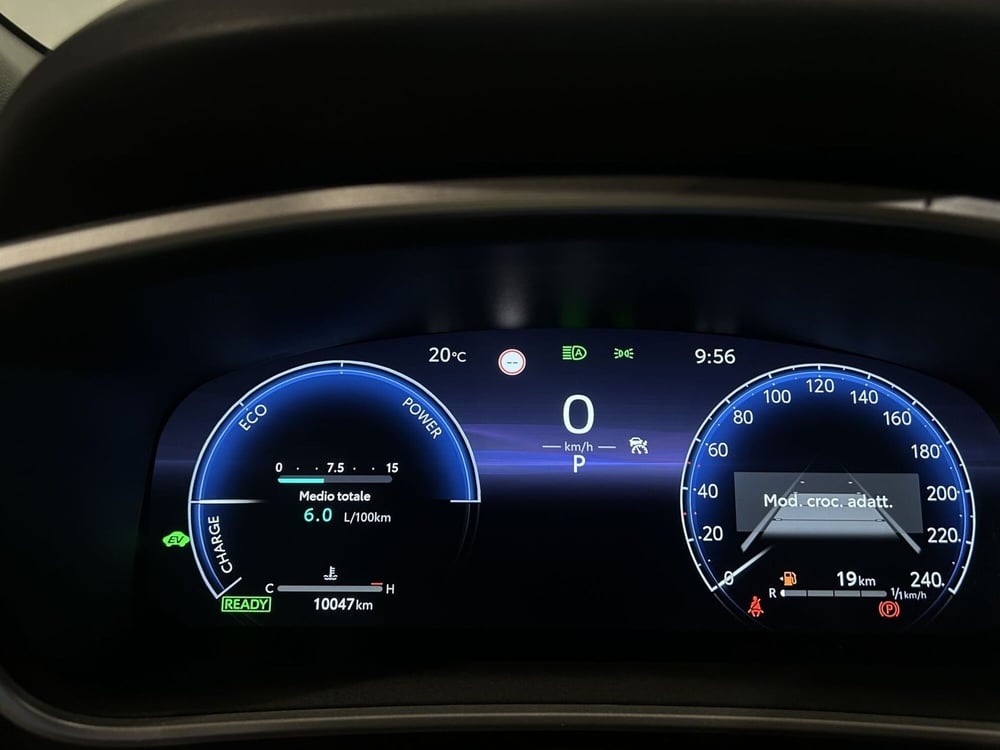 Toyota Corolla Cross Hybrid usata a Milano (13)