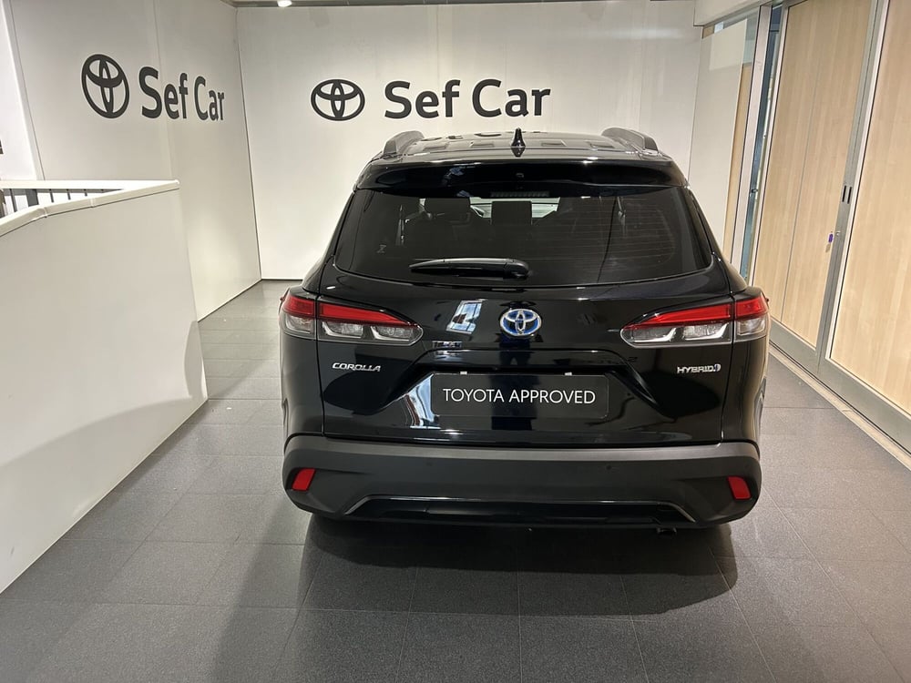 Toyota Corolla Cross Hybrid usata a Milano (4)