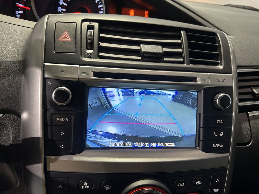 Toyota Verso usata a Milano (11)