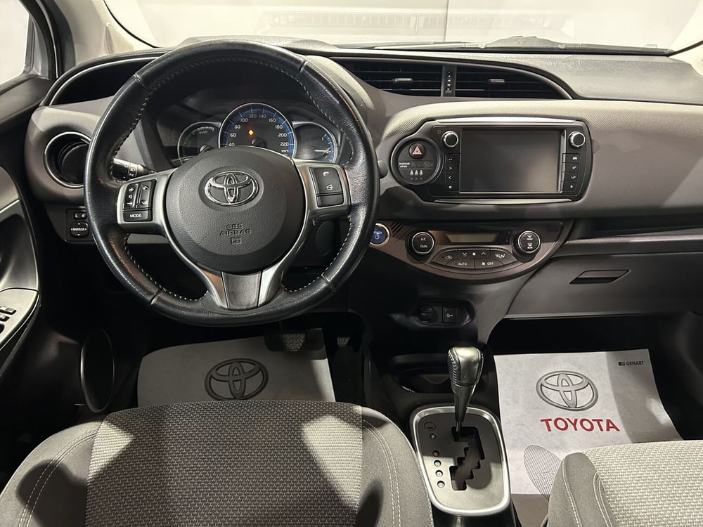 Toyota Yaris usata a Milano (10)