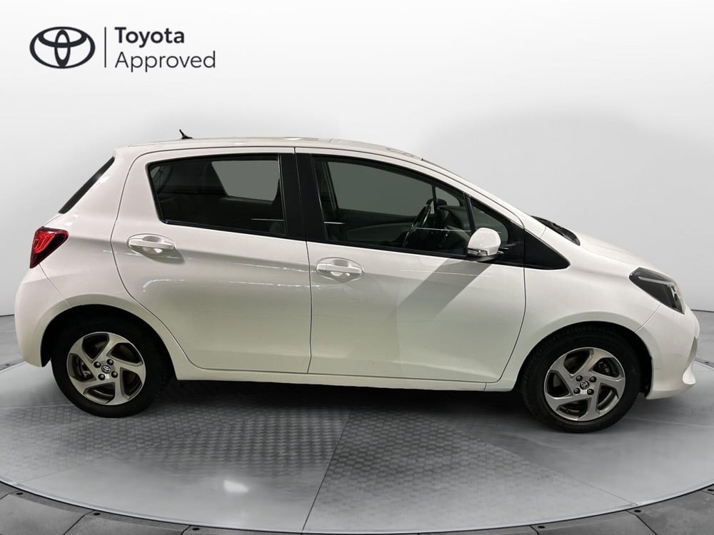 Toyota Yaris usata a Milano (14)