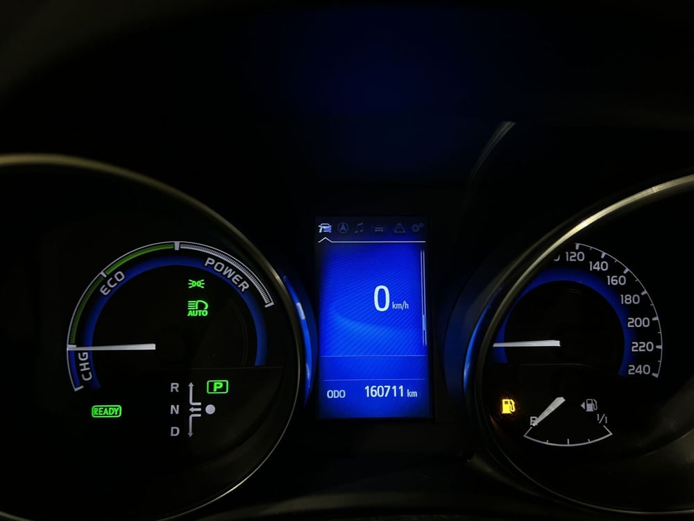 Toyota Auris usata a Milano (13)