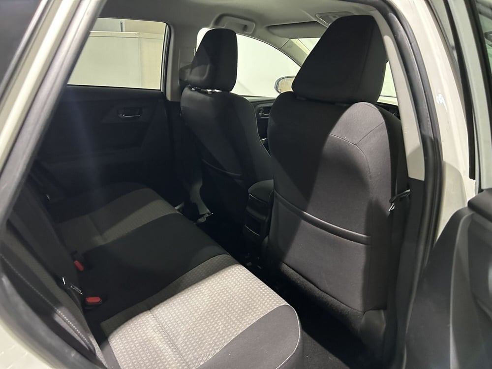 Toyota Auris usata a Milano (8)
