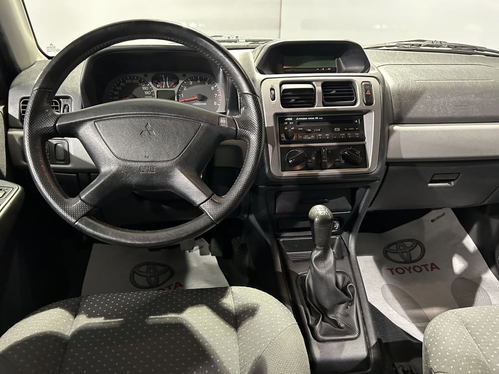 Mitsubishi Pajero usata a Milano (10)