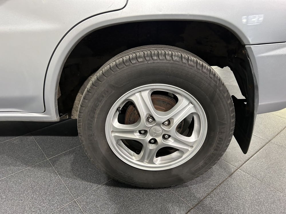 Mitsubishi Pajero usata a Milano (7)